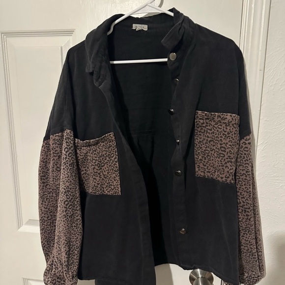 POL Jackets & Blazers - POL Black Jacket with Leopard Print Accents